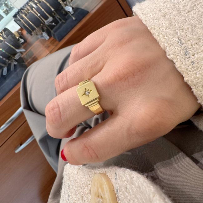 14 Ayar Altın Kutup Yıldızı Kare Serçe Parmak Yüzüğü - 3