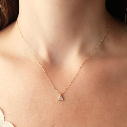 14 Ayar Altın Minimal Tria Taşlı Üçgen Kolye - CNG Jewels (1)