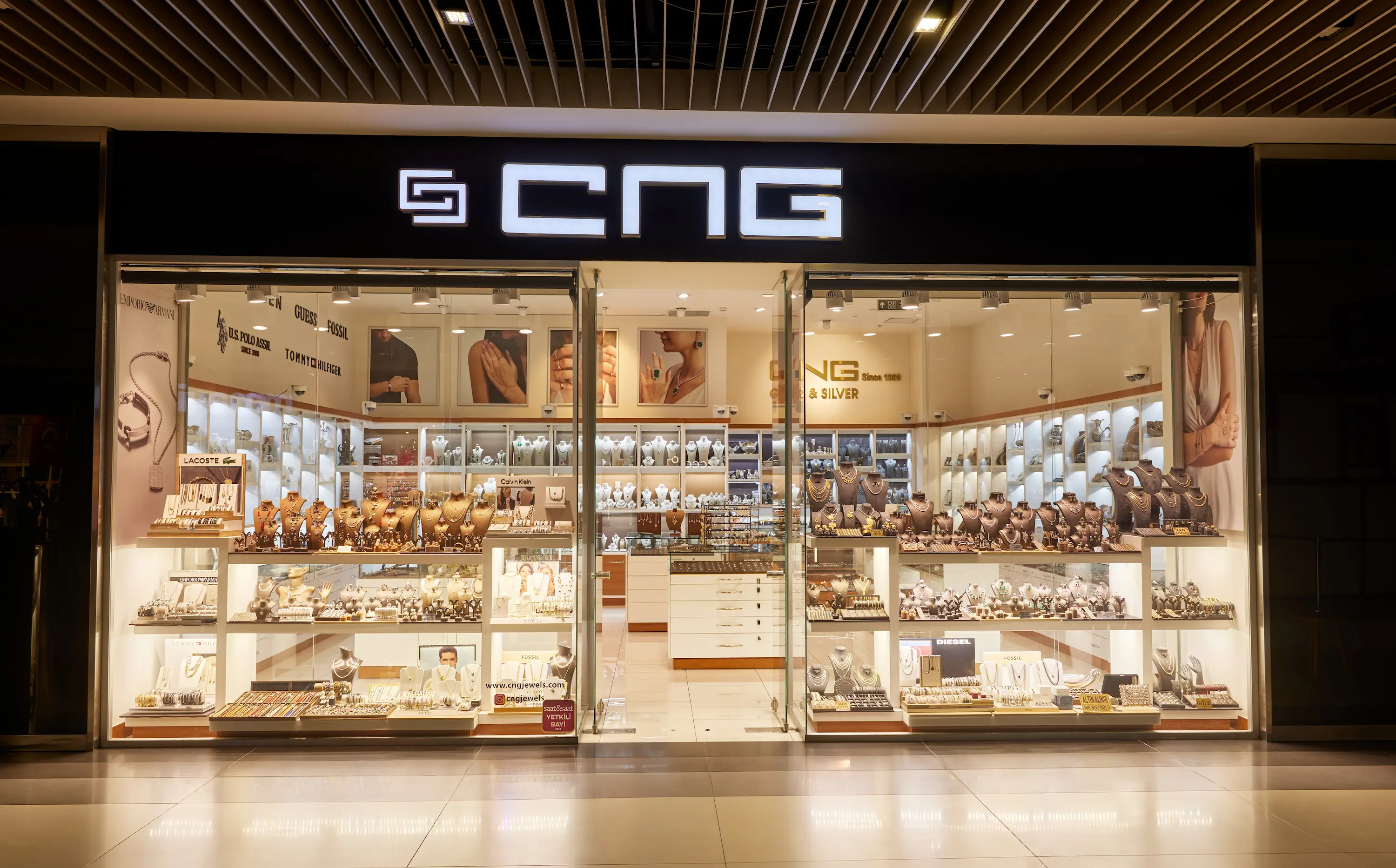 cng-jewels-istanbul-ozdilek-gumus-taki-magazasi