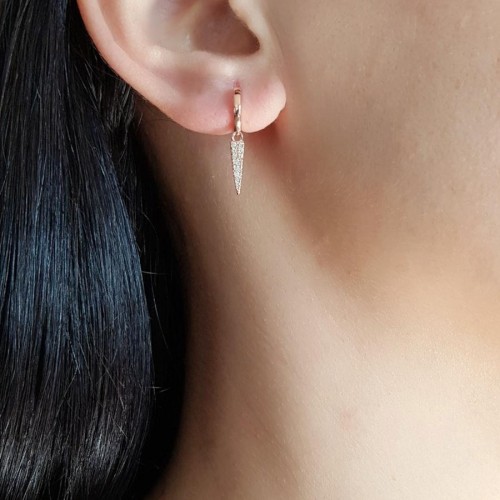 Halka Sallantılı Modern Üçgen Gümüş Kadın Küpe - CNG Jewels