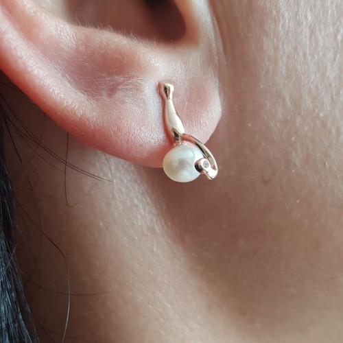 İncili Minimal Kedi Gümüş Bayan Küpe - CNG Jewels (1)
