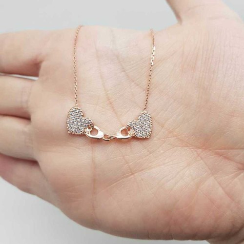 Kelepçeli İki Kalp Gümüş Bayan Kolye - CNG Jewels (1)
