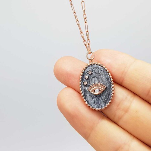 Kirpikli Göz Madalyon Gümüş Kadın Kolye - CNG Jewels