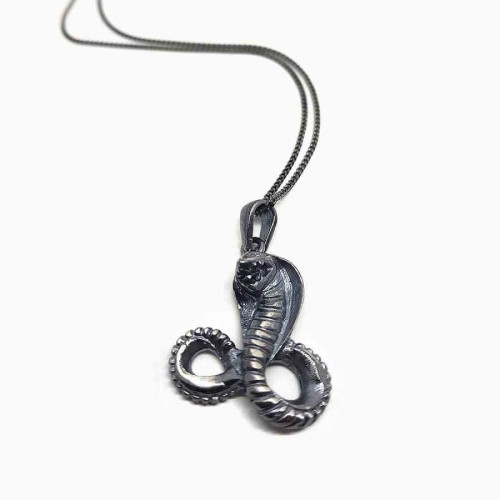 Kral Kobra Yılan Figürlü Uzun Zincirli Gümüş Erkek Kolye - CNG Jewels