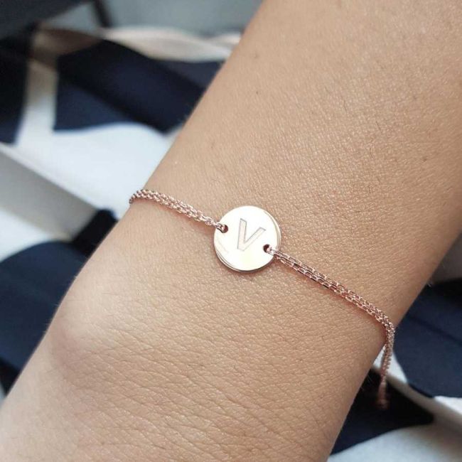 Küçük Yuvarlak Plaka V Harfi Rose Gold Gümüş Kadın Bileklik - 1