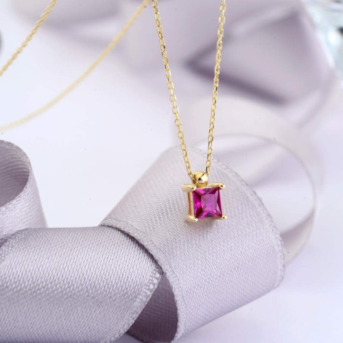 Minimal Prenses Yakut Kırmızısı Tektaş Altın Kolye - CNG Jewels (1)