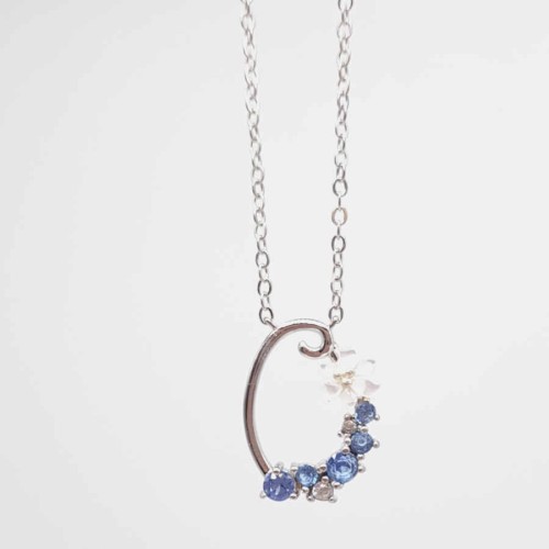 O Harfi Çiçekli Gümüş Bayan Kolye - CNG Jewels