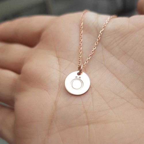 Ö Harfi Rose Minimal Plaka Gümüş Bayan Kolye - CNG Jewels