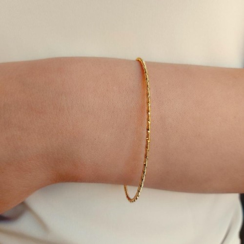Parlak Kalem İşli İnce İtalyan Gold Gümüş Bileklik - CNG Jewels