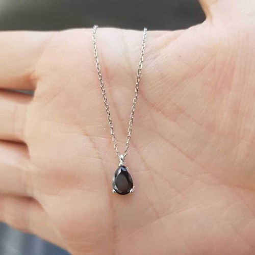Siyah Oniks Taşlı Küçük Damla Gümüş Bayan Kolye - CNG Jewels (1)