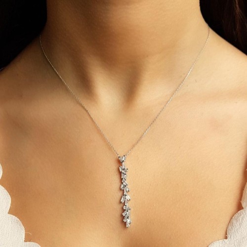 Tasarım Baget Taşlı Zikzak Gümüş Bayan Kolye - CNG Jewels