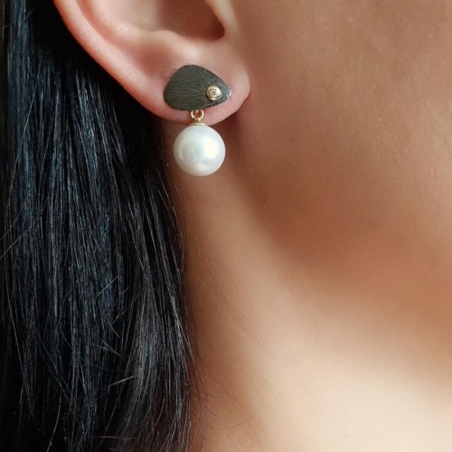 Tasarım Doğal İncili El yapımı Siyah Rodajlı Şapka Gümüş Kadın Küpe - CNG Jewels (1)