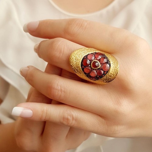 Tasarım El Yapımı Granat Taşlı Oval Gold Gümüş Bayan Yüzük - CNG Jewels