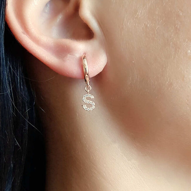 Taşlı Harf Sallantılı Gümüş Halka Küpe - 6