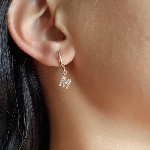 Taşlı Harfli Sallantılı Gümüş Kadın Halka Küpe - CNG Jewels