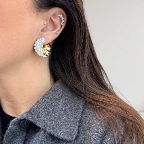 Taşlı Tasarım İstiridye Gold Kadın Gümüş Küpe - CNG Jewels (1)