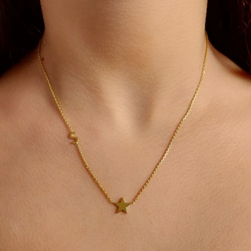 Yıldızlı Kişiye Özel Harf Gümüş Bayan Kolye - CNG Jewels (1)