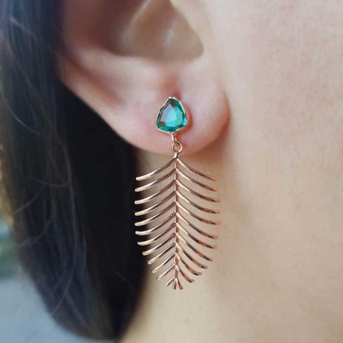 Üçgen Yeşil Taşlı Tasarım Yaprak Gümüş Bayan Küpe - CNG Jewels